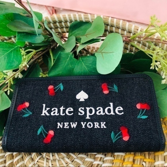 Kate Spade New York Denim Cherry Continental Wallet Zip-Around NWT - Picture 1 of 5